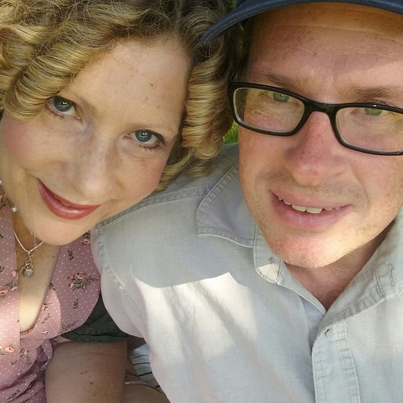 Meet your Posher, Cindy - Picture 1 of 1